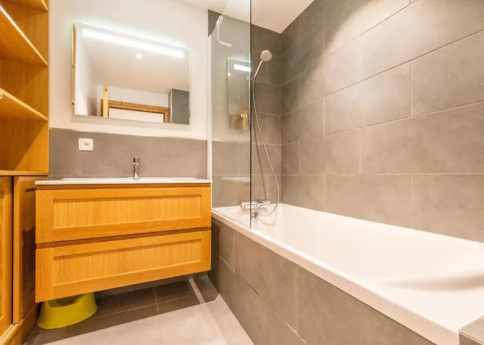 Apt. Grand Paradis B14 - Modern With Mont Blanc View *