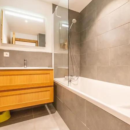 Apt. Grand Paradis B14 - Modern With Mont Blanc View *